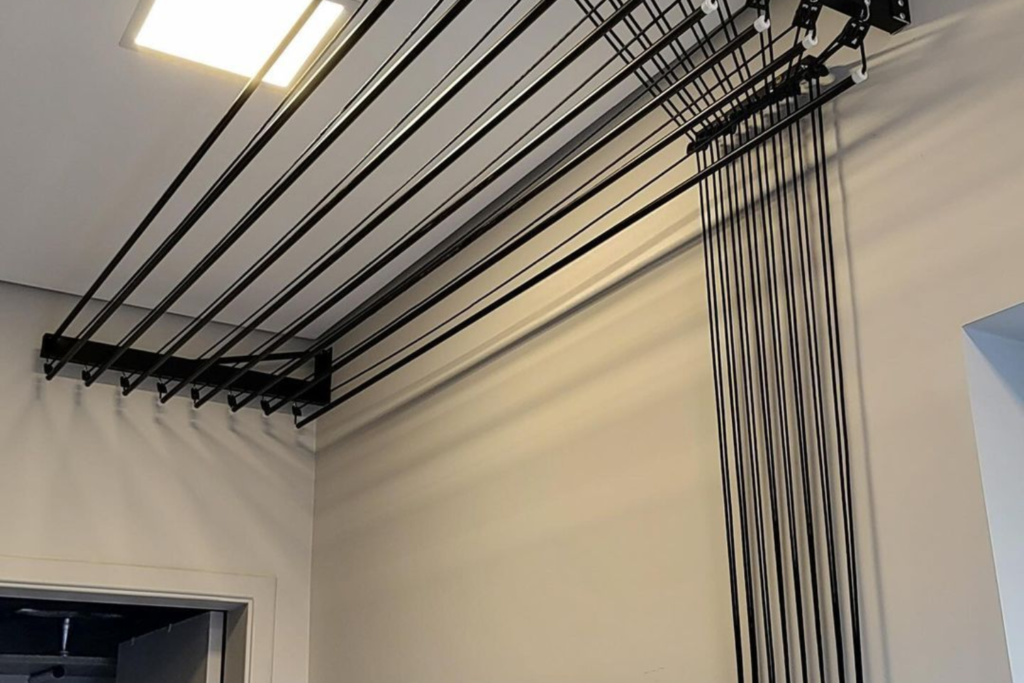 Space saving cloth hangers in Koti